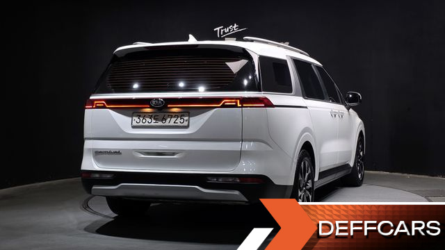 Kia CARNIVAL 9-Seater Prestige купить на сайте DeffCars