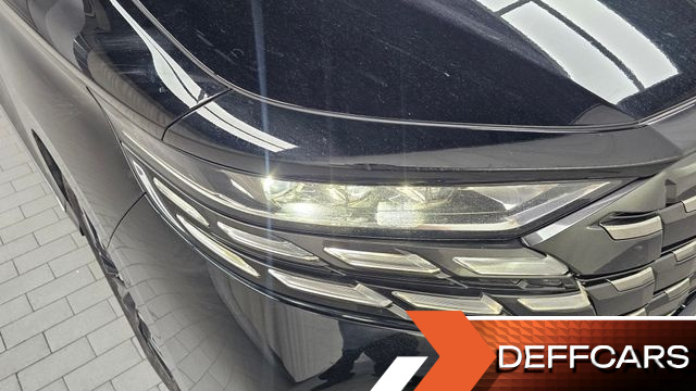 Toyota ALPHARD 2.5 HEV Executive AWD купить на сайте DeffCars