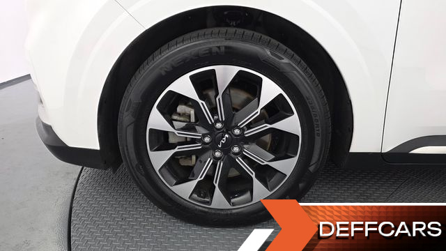 Kia CARNIVAL 9-Seater Noblesse купить на сайте DeffCars