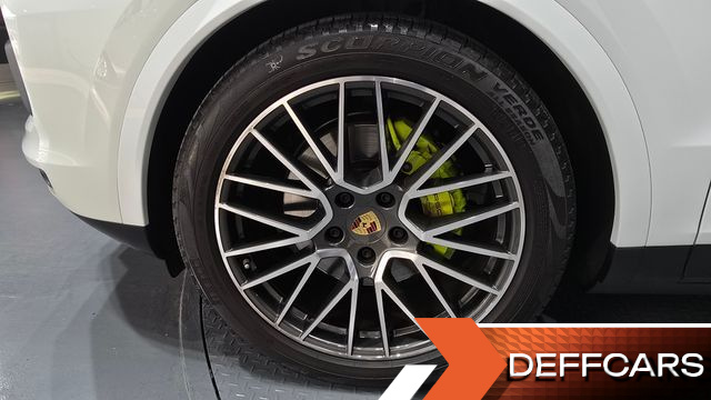 Porsche CAYENNE 3.0 E-Hybrid Coupe купить на сайте DeffCars