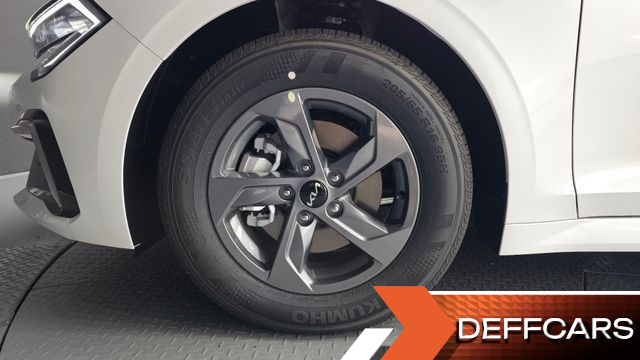 Kia K5 2.0 Smart Selection купить на сайте DeffCars