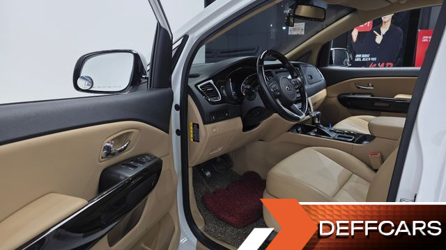Kia CARNIVAL 9-Seater Prstige купить на сайте DeffCars
