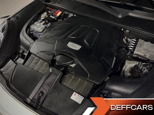 Porsche CAYENNE 3.0 купить на сайте DeffCars