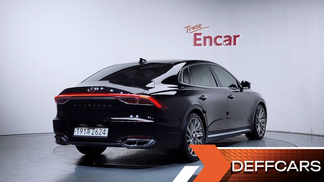 Hyundai GRANDEUR 2.5 Calligraphy купить на сайте DeffCars