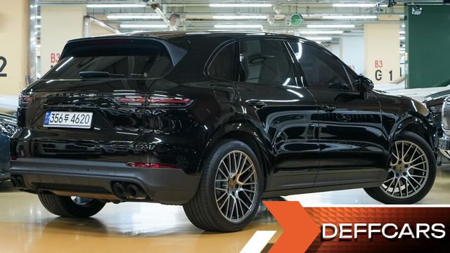 Porsche CAYENNE 3.0 PLATINUM EDITION купить на сайте DeffCars