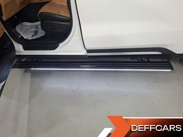 Kia CARNIVAL 9-Seater Signature купить на сайте DeffCars