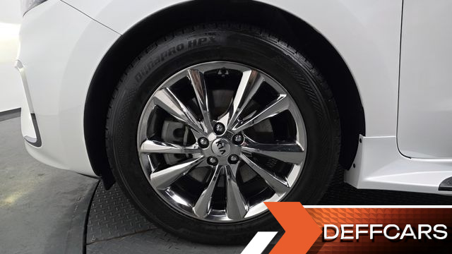 Kia CARNIVAL 9-Seater Noblesse Special купить на сайте DeffCars