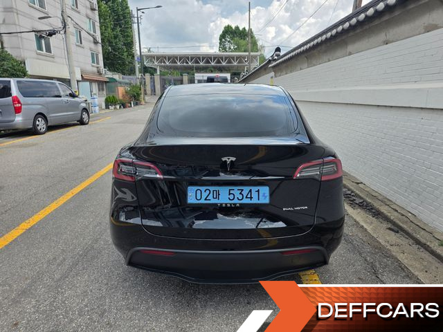 Tesla MODEL Y Long Range AWD купить на сайте DeffCars