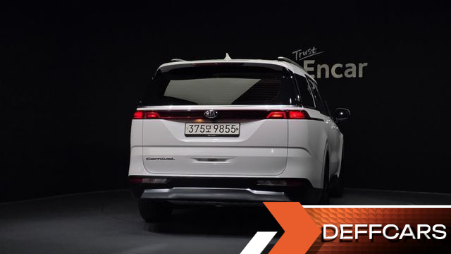 Kia CARNIVAL 9-Seater Noblesse купить на сайте DeffCars