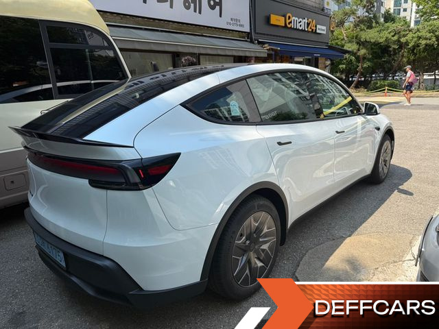 Tesla MODEL Y L Long Range AWD купить на сайте DeffCars