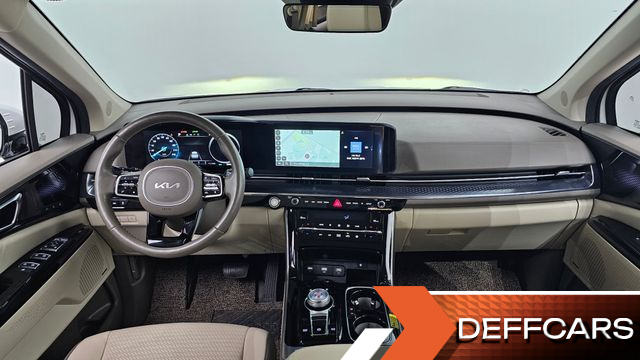 Kia CARNIVAL Gasoline 7-Seater Hi-Limousine Signature купить на сайте DeffCars