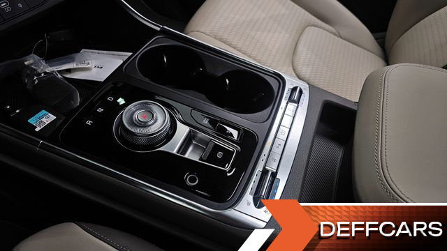 Kia CARNIVAL HEV 7seater Gravity купить на сайте DeffCars