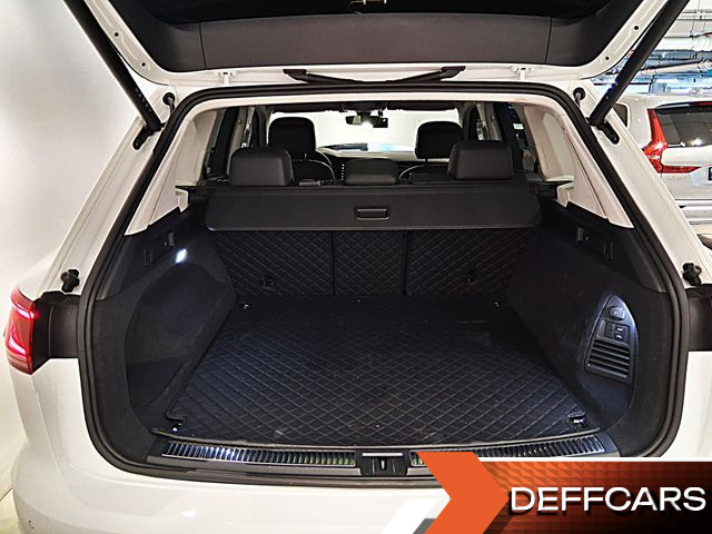Volkswagen TOUAREG 3.0 TDI Prestige купить на сайте DeffCars