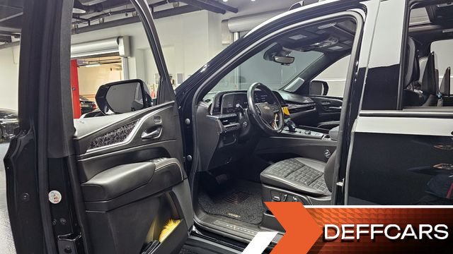 Cadillac ESCALADE 6.2 Sports Platinum купить на сайте DeffCars