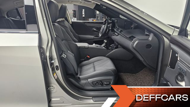 Lexus ES Executive купить на сайте DeffCars