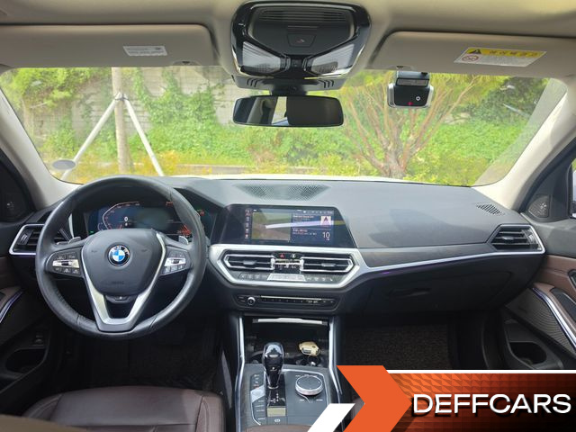 BMW 3-SERIES 330i Luxury купить на сайте DeffCars