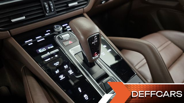 Porsche CAYENNE 3.0 PLATINUM EDITION купить на сайте DeffCars