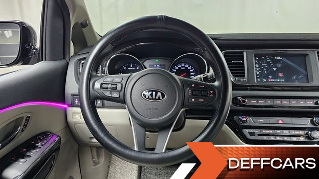 Kia CARNIVAL 9-Seater Noblesse Special купить на сайте DeffCars