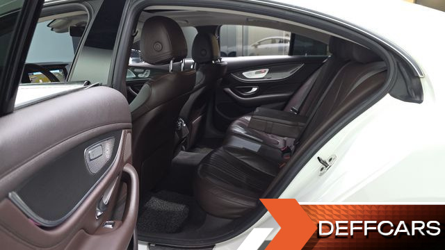 Mercedes CLS-CLASS CLS300d AMG Line купить на сайте DeffCars