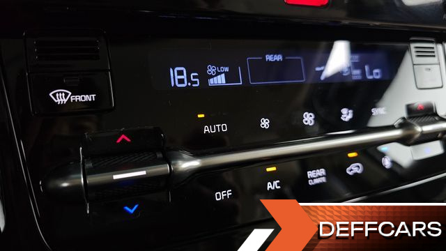 Kia CARNIVAL 9-Seater Noblesse купить на сайте DeffCars