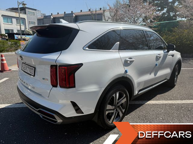 Kia SORENTO HEV 1.6 4WD Signature купить на сайте DeffCars