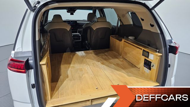 Kia CARNIVAL 9-Seater Signature купить на сайте DeffCars