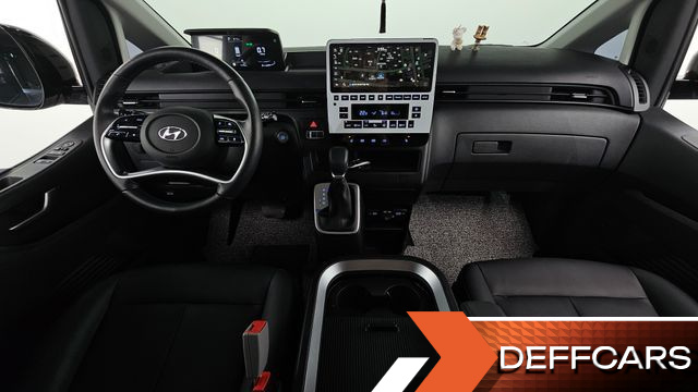 Hyundai STARIA Cargo 5-Seater Modern купить на сайте DeffCars