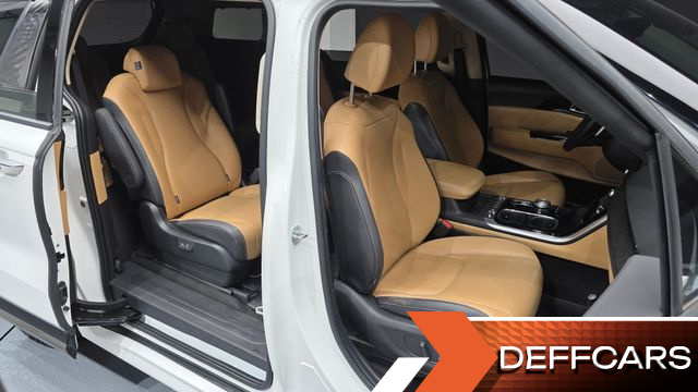 Kia CARNIVAL Gasoline 9-Seater Signature купить на сайте DeffCars