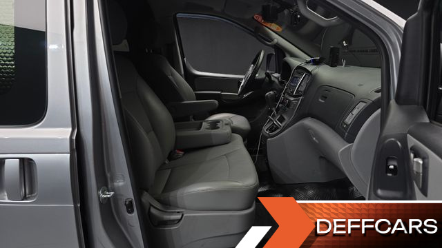 Hyundai STAREX Van 3-Seater Smart купить на сайте DeffCars