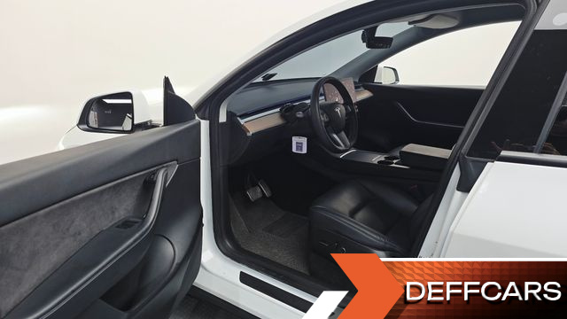 Tesla MODEL Y Standard Range RWD купить на сайте DeffCars