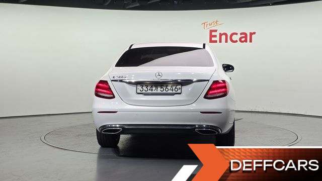 Mercedes E-CLASS E220d Exclusive купить на сайте DeffCars