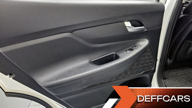Hyundai SANTAFE Gasoline 2.0T 2WD Exclusive купить на сайте DeffCars