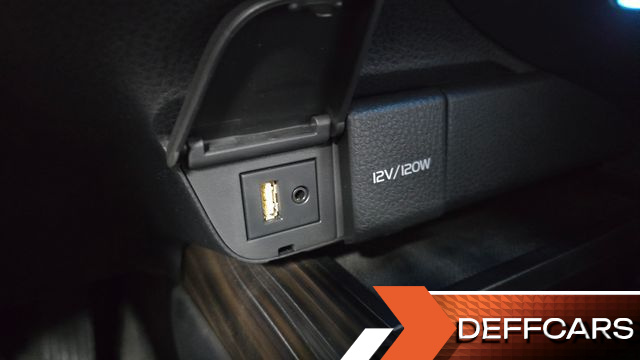 Toyota CAMRY 2.5 купить на сайте DeffCars
