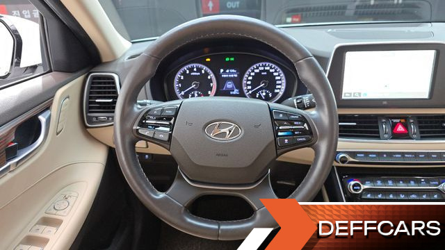 Hyundai GRANDEUR 2.4 Premium Special купить на сайте DeffCars