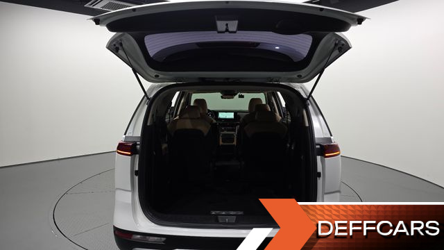 Kia CARNIVAL Gasoline 9-Seater Prestige купить на сайте DeffCars