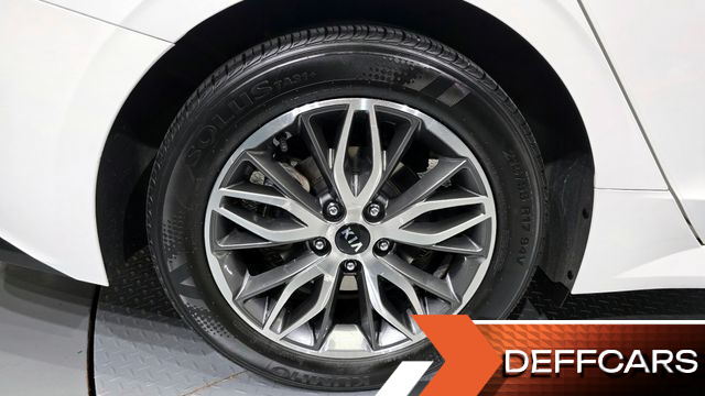 Kia K5 2.0 LPI Prestige купить на сайте DeffCars