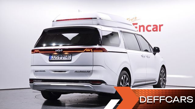 Kia CARNIVAL 9-Seater Hi-Limousine Signature купить на сайте DeffCars