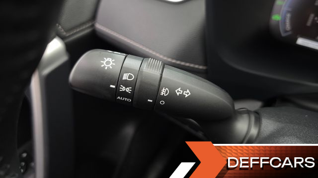 Toyota RAV4 2,5 4WD Hybrid LTD купить на сайте DeffCars
