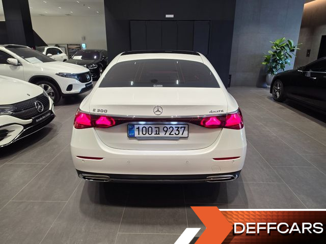 Mercedes E-CLASS E300 4MATIC Exclusive купить на сайте DeffCars
