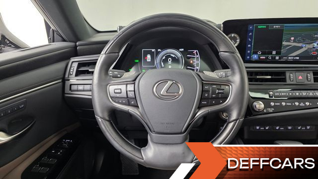 Lexus ES Luxury Plus купить на сайте DeffCars