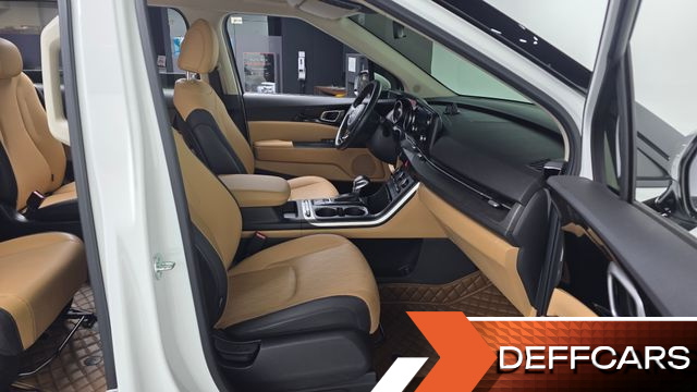 Kia CARNIVAL 9-Seater Prestige купить на сайте DeffCars