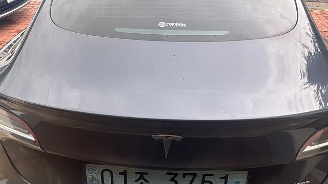 Tesla MODEL 3 Long Range AWD купить на сайте DeffCars