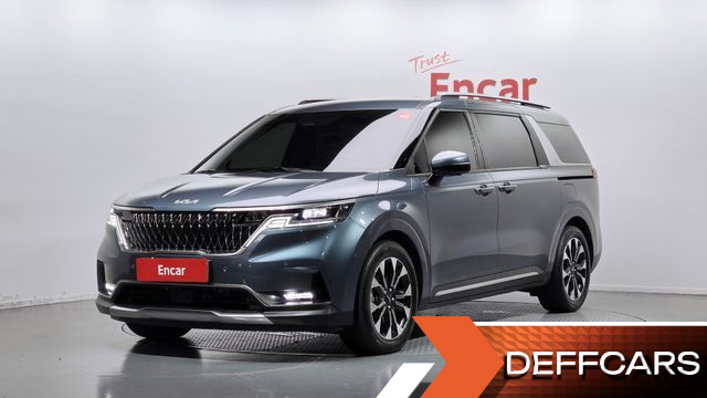 Kia CARNIVAL Gasoline 9-Seater Signature купить на сайте DeffCars