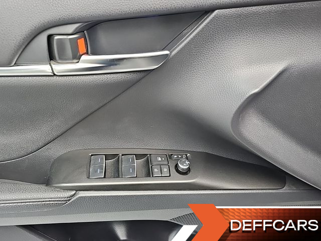 Toyota CAMRY 2.5 XSE Hybrid купить на сайте DeffCars
