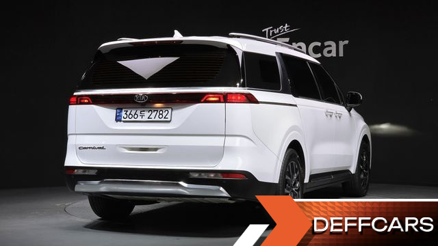 Kia CARNIVAL 9-Seater Noblesse купить на сайте DeffCars