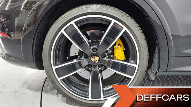 Porsche CAYENNE 4.0 Turbo купить на сайте DeffCars