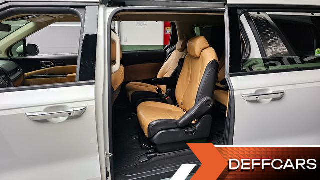 Kia CARNIVAL 9-Seater Noblesse купить на сайте DeffCars