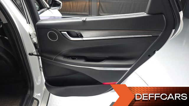 Hyundai GRANDEUR 2.4 Premium Special купить на сайте DeffCars
