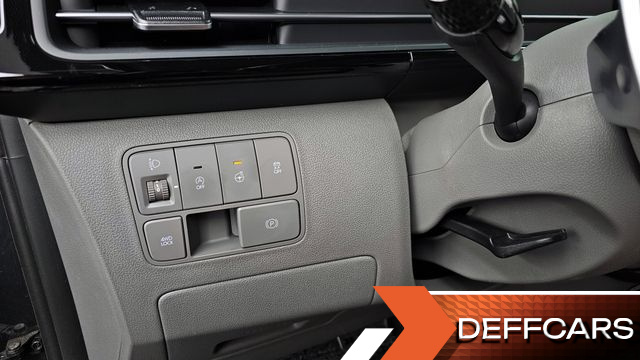 Hyundai STARIA 4WD Lounge 9-Seater Inspiration купить на сайте DeffCars