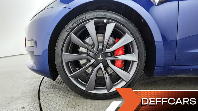 Tesla MODEL 3 Performance AWD купить на сайте DeffCars